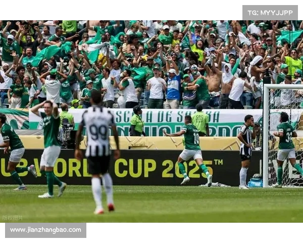 激烈对抗再度上演 德比大战揭示两队恩怨情仇与荣耀争锋 激烈对抗再度上演 德比大战揭示两队恩怨情仇与荣耀争锋